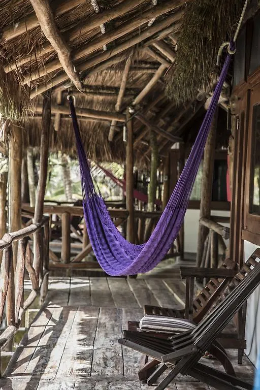 Hotel Amoreira Tulum 3*,